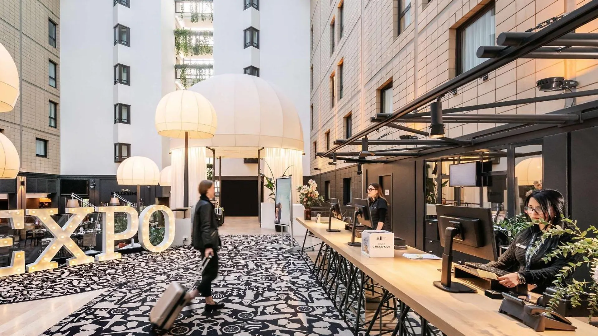 Hotel Mercure Paris Porte De Versailles Expo