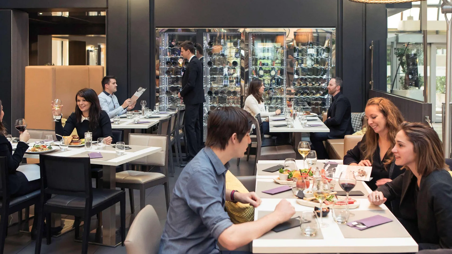 Hotell Mercure Paris Porte De Versailles Expo